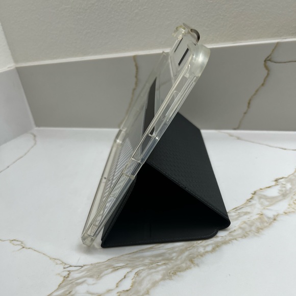 iPad Pro 11-inch Stand Case - Picture 8 of 13